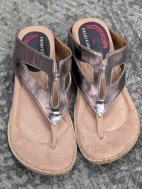 Modzori Reversibles Womens Sz 7 Sandals Metalic Gold Silver Wedge Thong Shoes